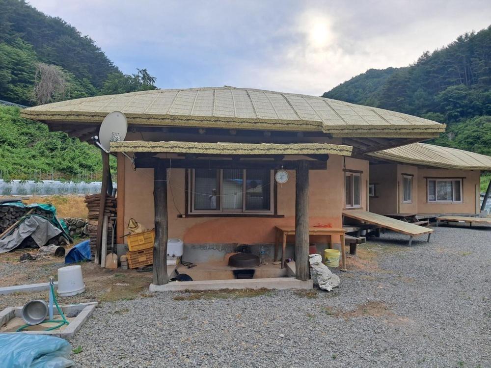 Yeongyang Daetigol Red Clay Room Yongyang Екстериор снимка