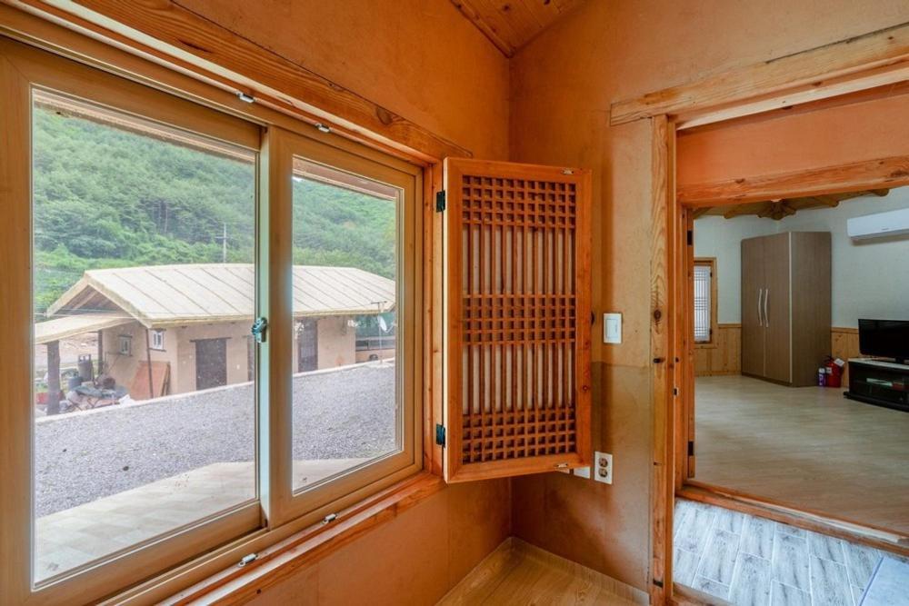 Yeongyang Daetigol Red Clay Room Yongyang Екстериор снимка